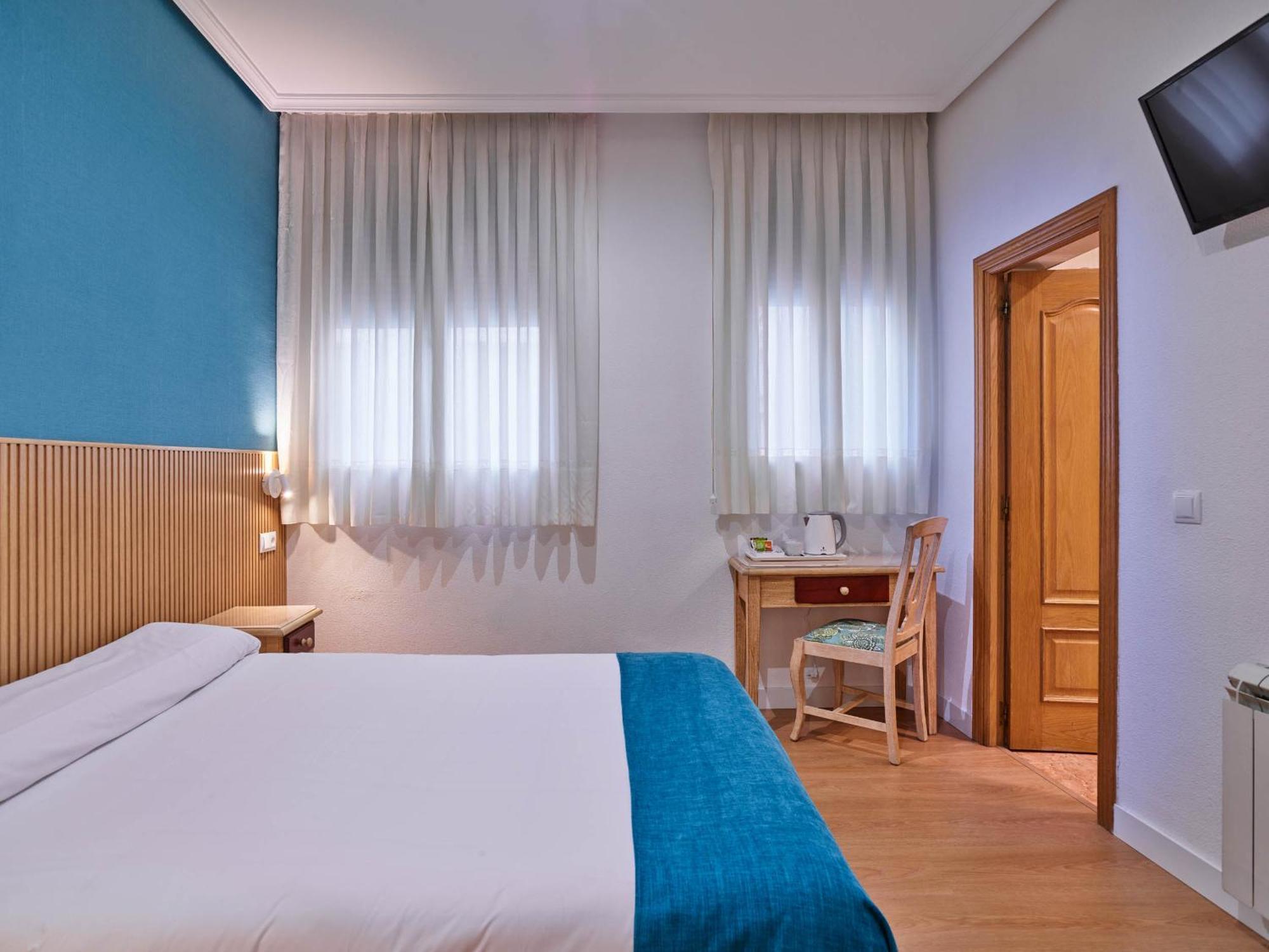 Hostal Bianco Мадрид Екстериор снимка